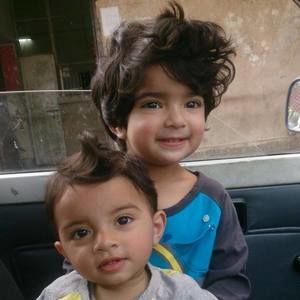 Meet your Posher, Amna